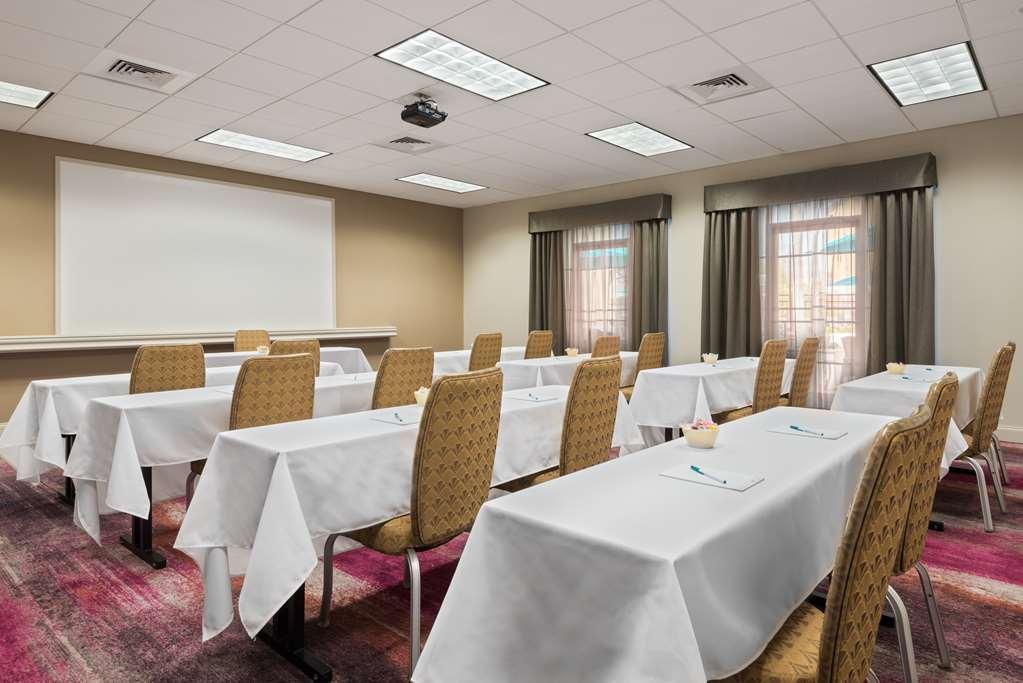 Homewood Suites Одеса Съоръжения снимка